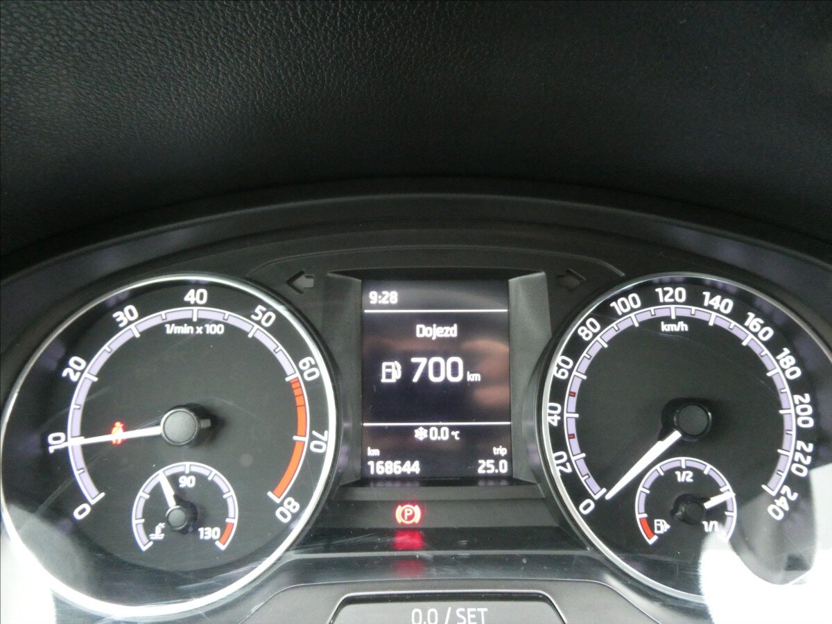 Škoda Rapid Sedan 999,0 81 kw