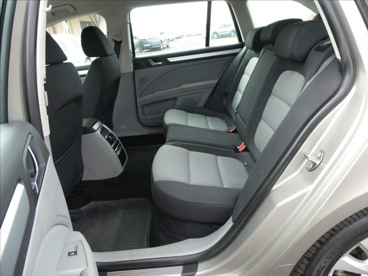 Škoda Superb Kombi 1,4 l 92 kw