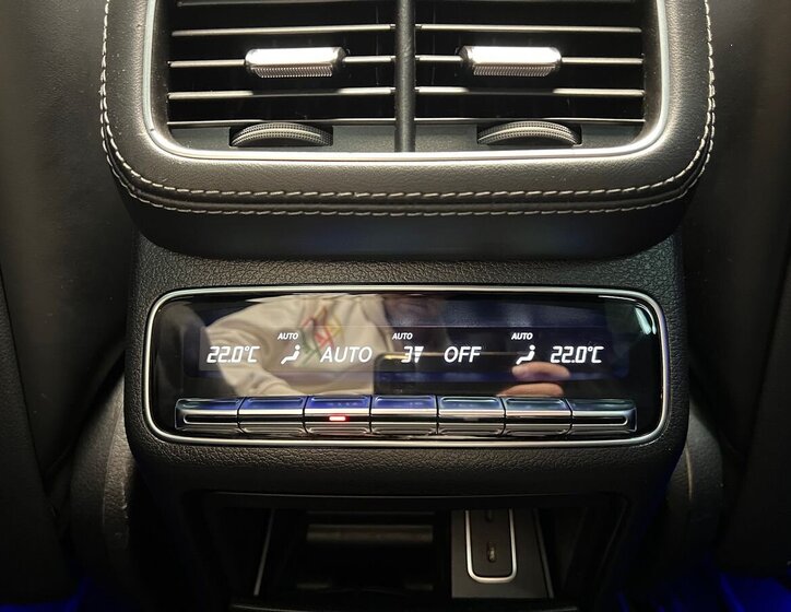 Mercedes-Benz GLE 29