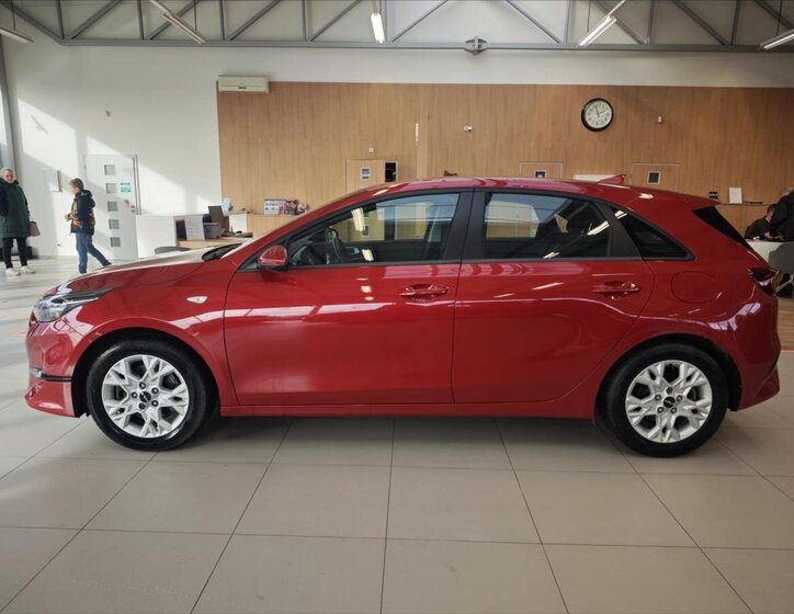 KIA Ceed Hatchback 1,5 l 117 kw