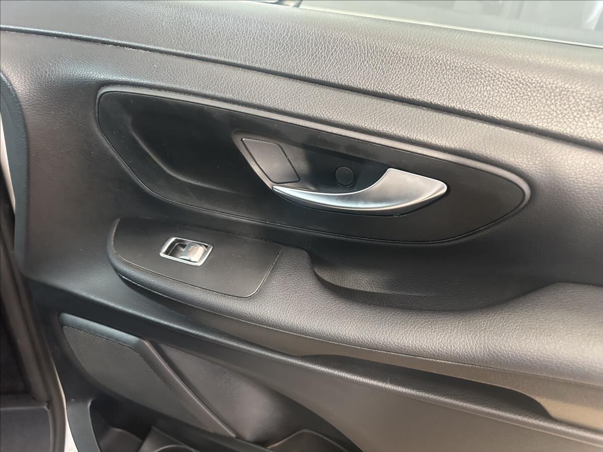 Mercedes-Benz Třídy V MPV 2,0 l 140 kw