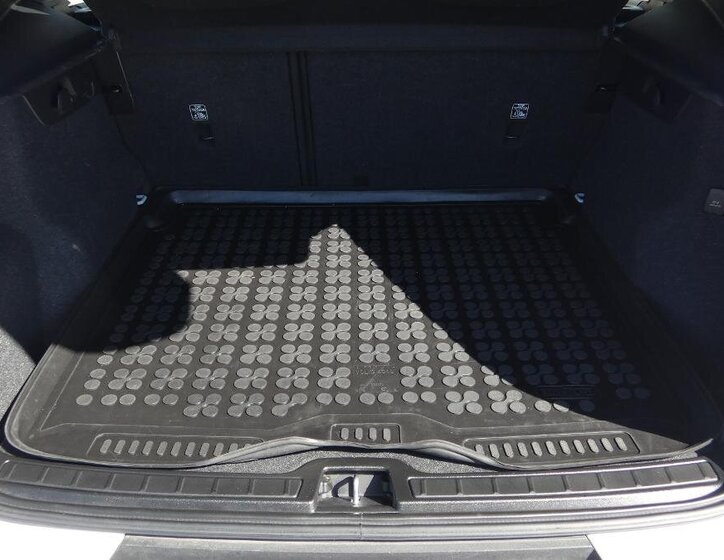 Volvo XC40 SUV / Terénní 1,5 l 95 kw