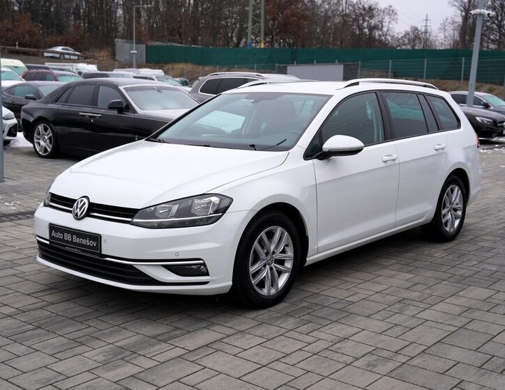 Volkswagen Golf Kombi 1,6 l 85 kw