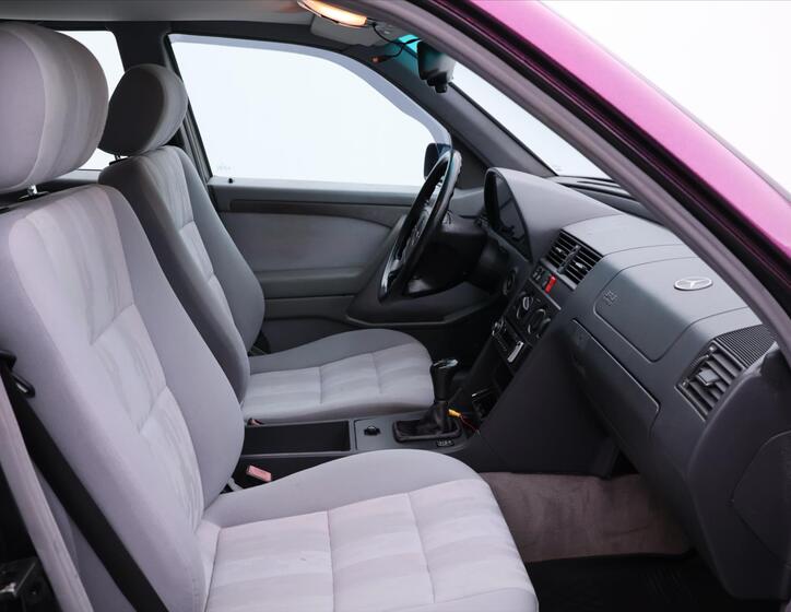 Mercedes-Benz Třídy C 11