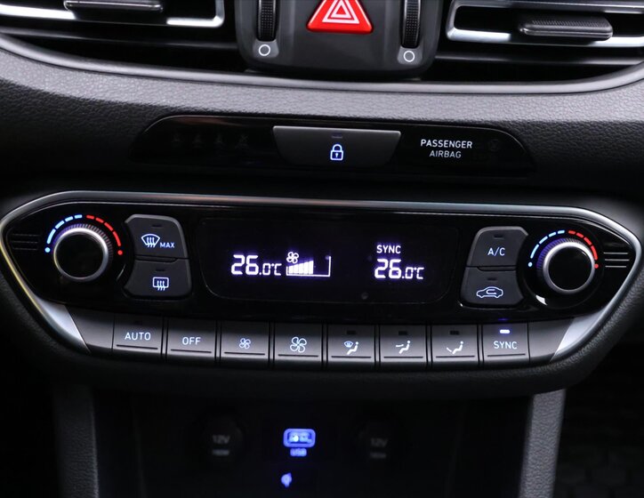 Hyundai i30 Liftback 998,0 88 kw