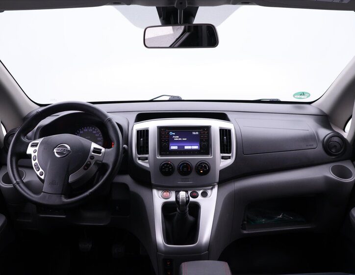 Nissan NV200 VAN / Minibus 1,5 l 81 kw