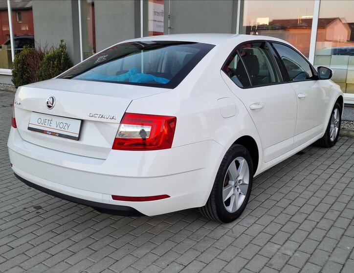 Škoda Octavia Liftback 2,0 l 110 kw