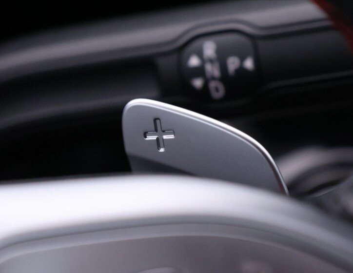 Mercedes-Benz GLA 27