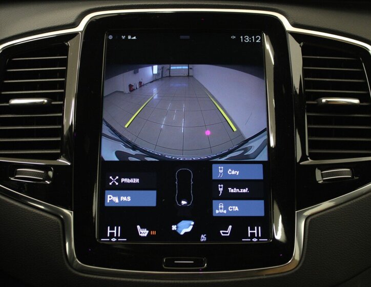 Volvo XC90 SUV / Terénní 2,0 l 173 kw