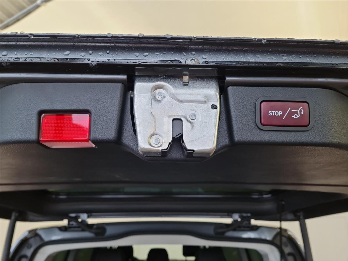 Mercedes-Benz Třídy V MPV 2,0 l 140 kw