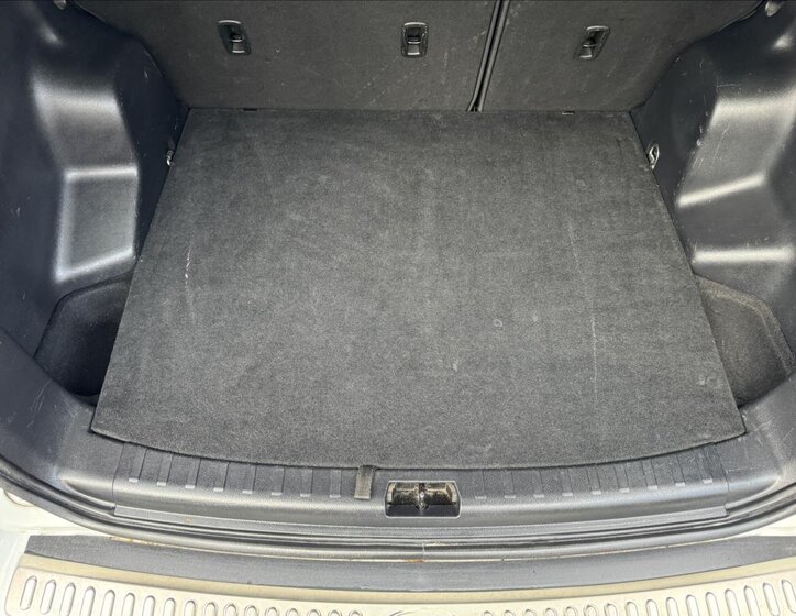 Land Rover Freelander SUV / Terénní 2,2 l 140 kw