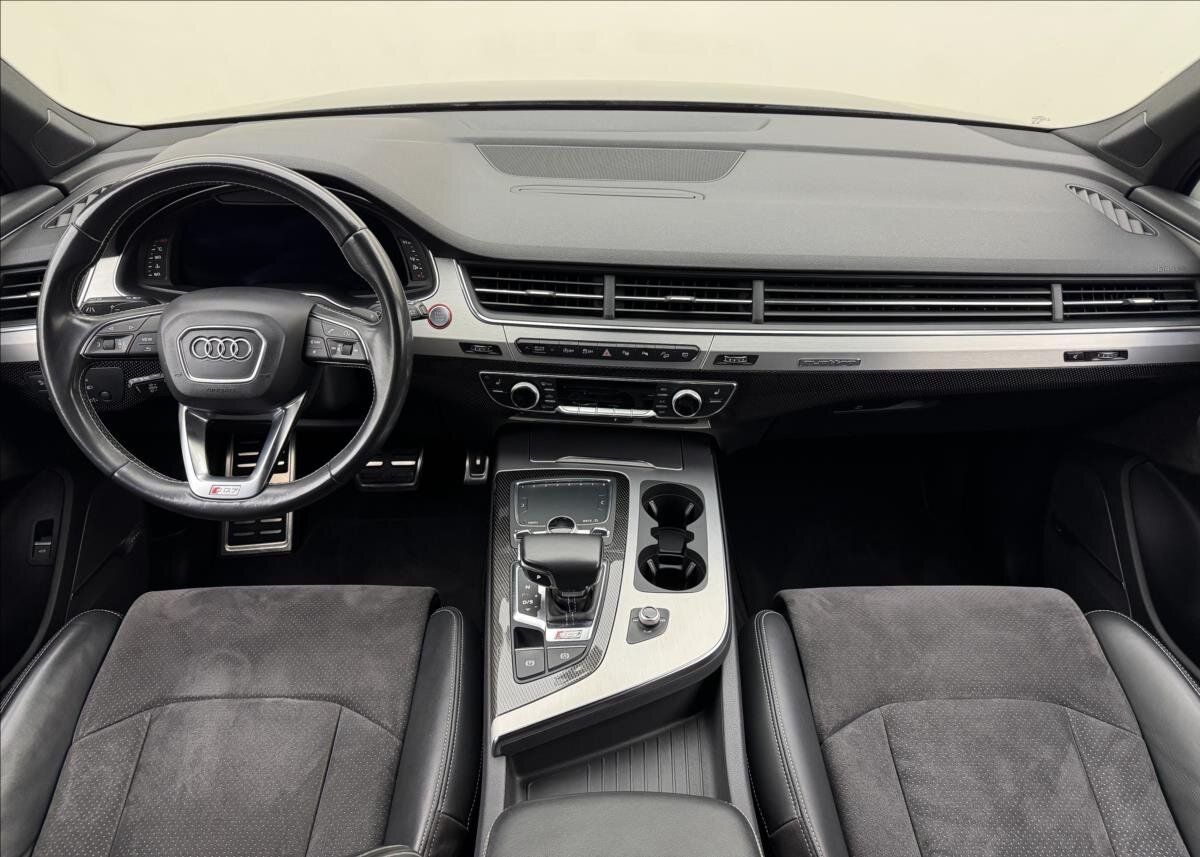 Audi SQ7 SUV / Terénní 4,0 l 320 kw