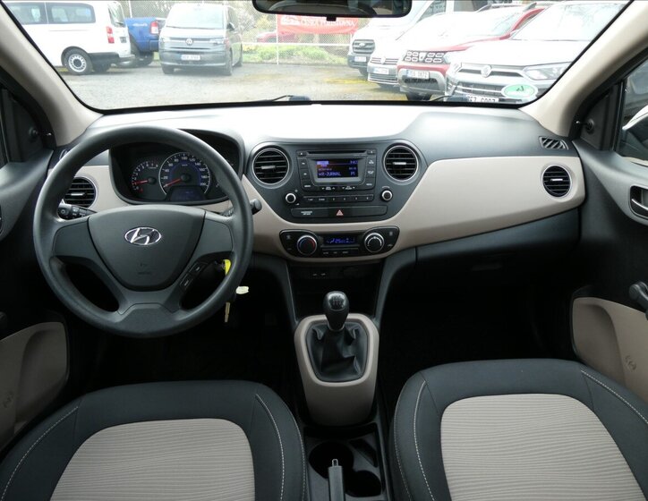 Hyundai i10 Hatchback 998,0 49 kw