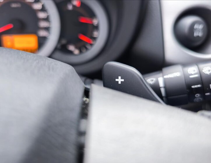 Toyota RAV4 Kombi 2,0 l 116 kw