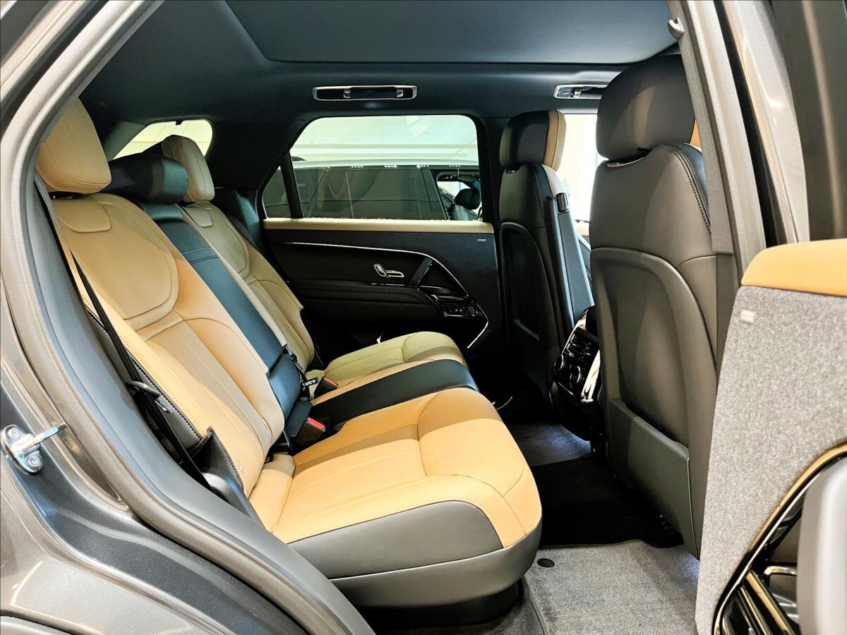 Land Rover Range Rover Sport SUV / Terénní 3,0 l 221 kw