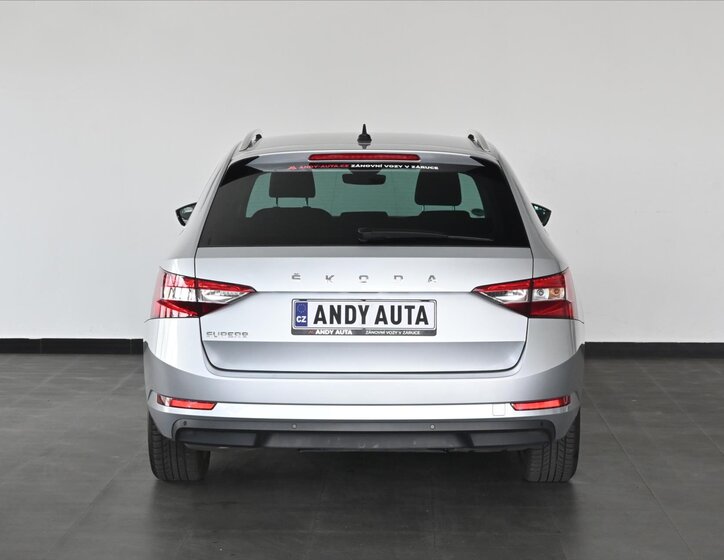 Škoda Superb 4