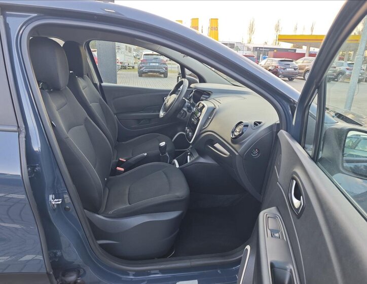 Renault Captur SUV / Terénní 898,0 66 kw