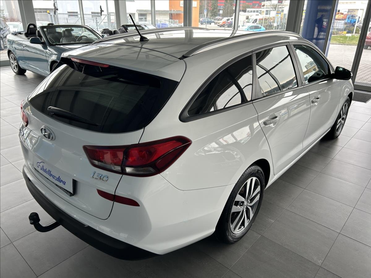 Hyundai i30 Kombi 1,4 l 103 kw