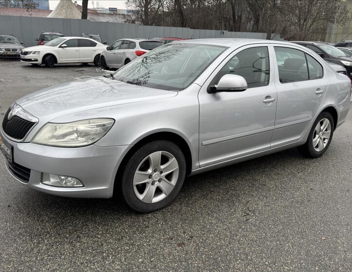 Škoda Octavia Hatchback 1,6 l 75 kw