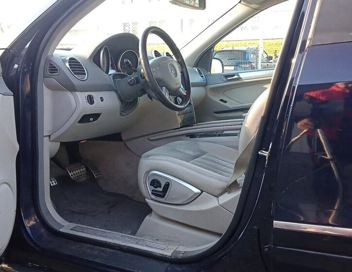 Mercedes-Benz Třídy M SUV 0,0 165 kw