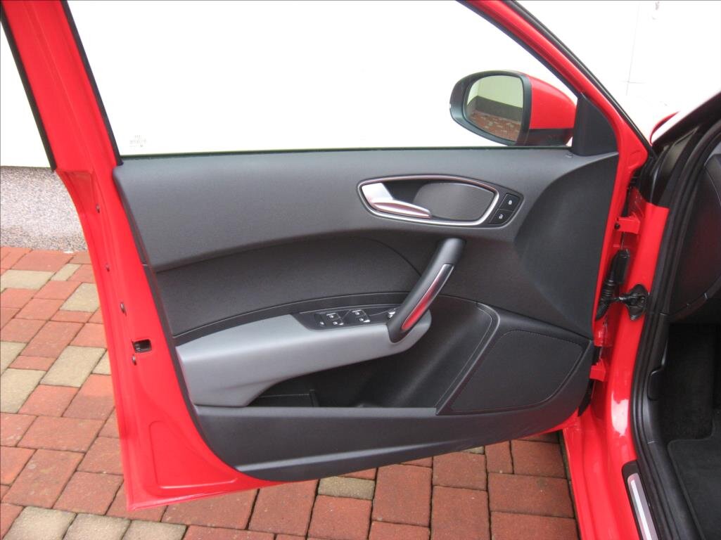 Audi A1 Hatchback 999,0 60 kw