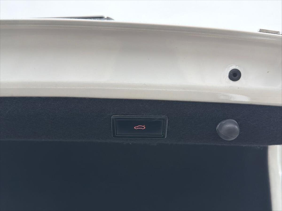 Škoda Superb Sedan 2,0 l 140 kw