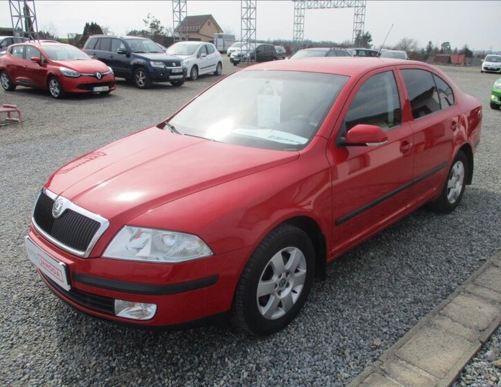 Škoda Octavia Sedan / Limuzína 1,6 l 75 kw