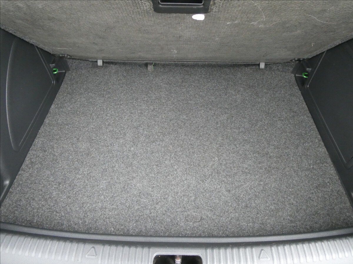 Škoda Rapid Hatchback 1,2 l 77 kw