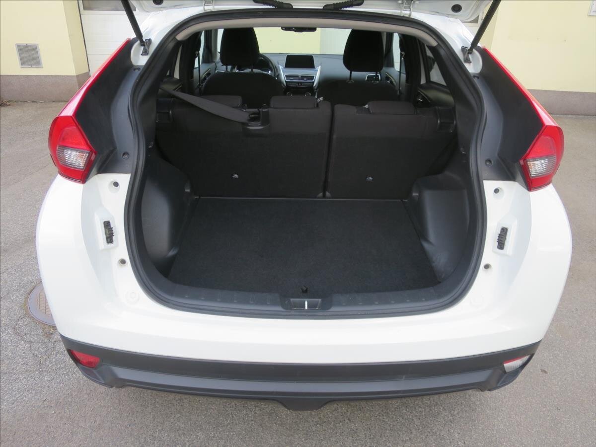 Mitsubishi Eclipse Cross SUV / Terénní 2,3 l 109 kw