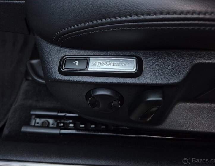 Volkswagen Passat Kombi 0,0 140 kw