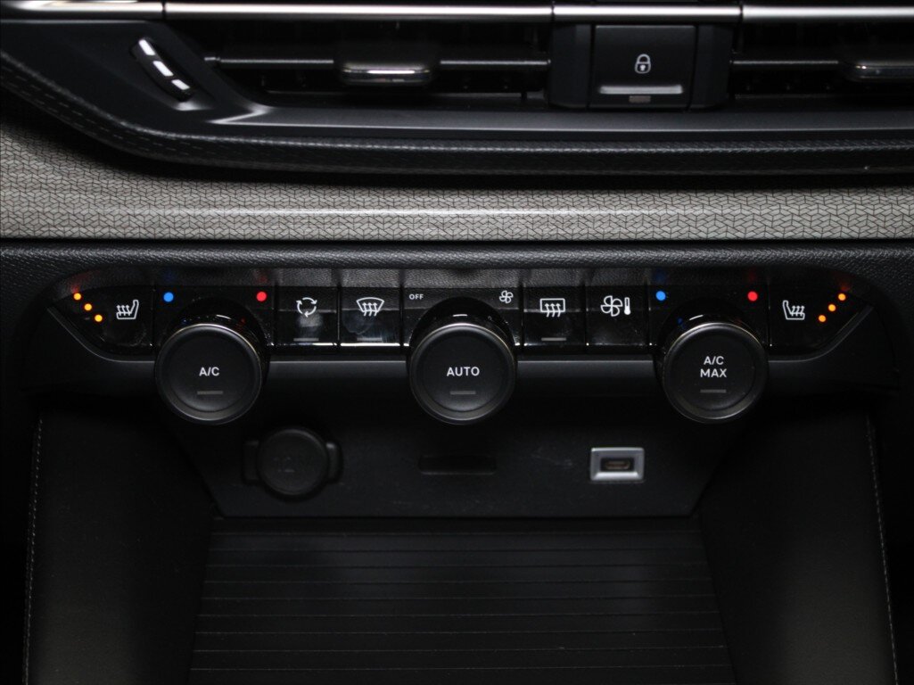 Citroën C5 X Kombi 1,6 l 165 kw