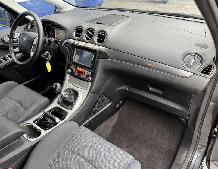 Ford S-MAX MPV 1,8 l 92 kw