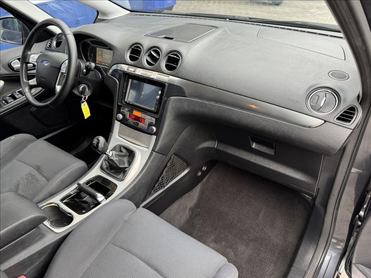 Ford S-MAX MPV 1,8 l 92 kw