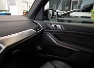 BMW X5 SUV / Terénní 3,0 l 250 kw