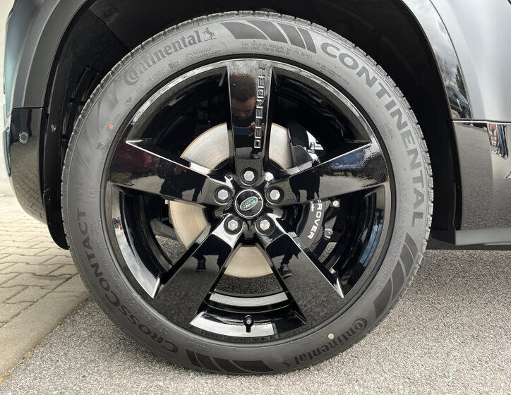 Land Rover Defender SUV 5,0 l 386 kw