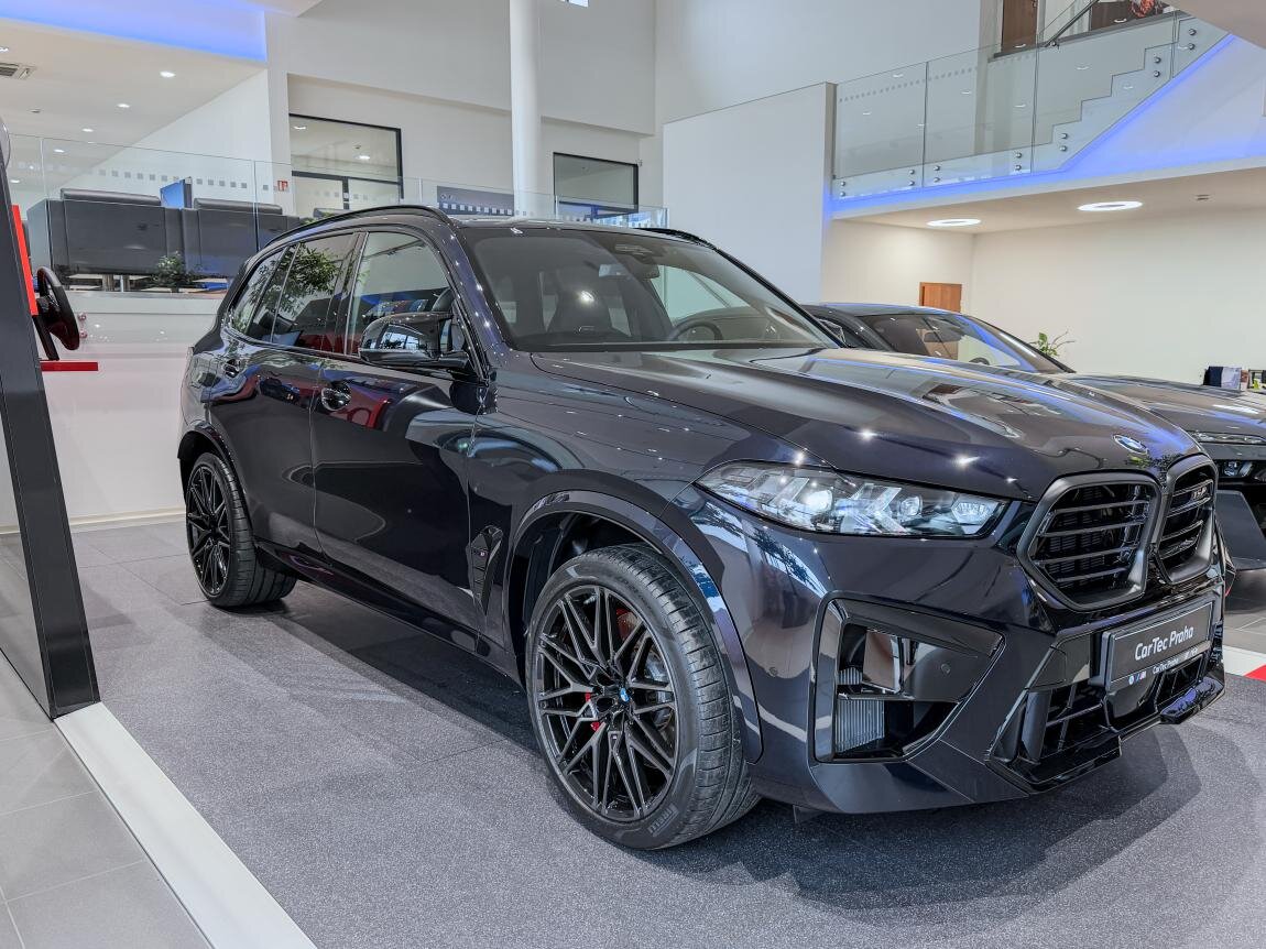 BMW X5 SUV / Terénní 4,4 l 460 kw