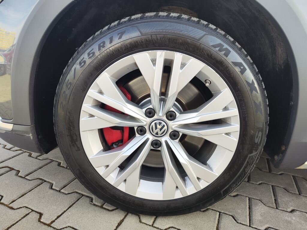 Volkswagen Passat Kombi 2,0 l 176 kw