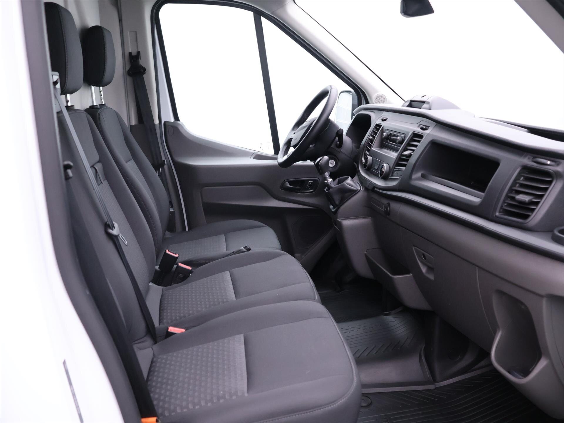 Ford Transit Skříň 2,0 l 95 kw