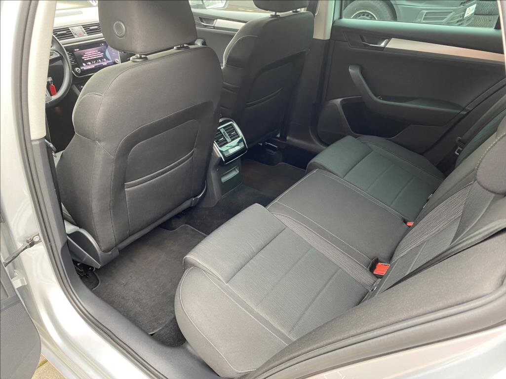 Škoda Superb Kombi 2,0 l 110 kw