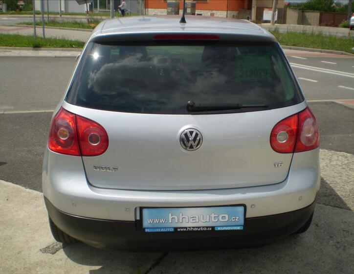 Volkswagen Golf 13