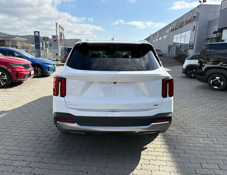 KIA Sorento SUV 1,6 l 155 kw