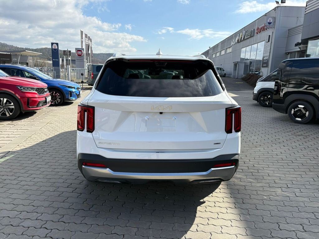 KIA Sorento SUV 1,6 l 155 kw