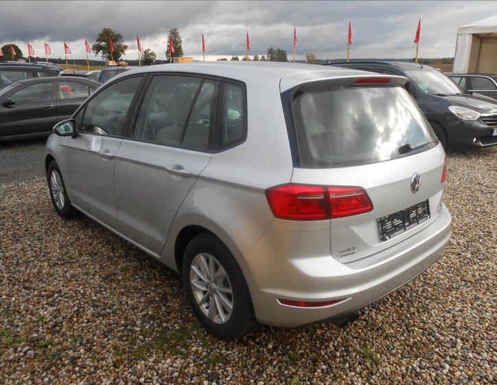 Volkswagen Golf Sportsvan 8