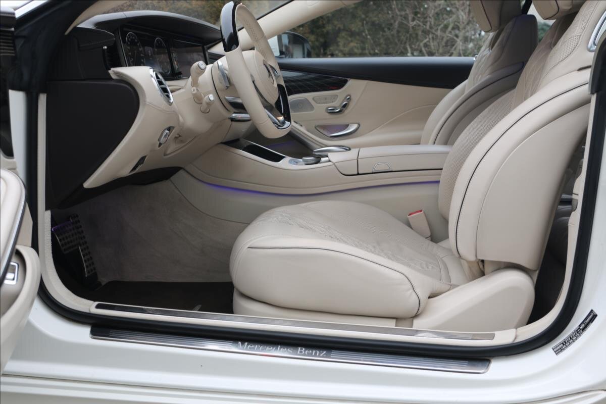 Mercedes-Benz Třídy S Kupé 4,7 l 335 kw