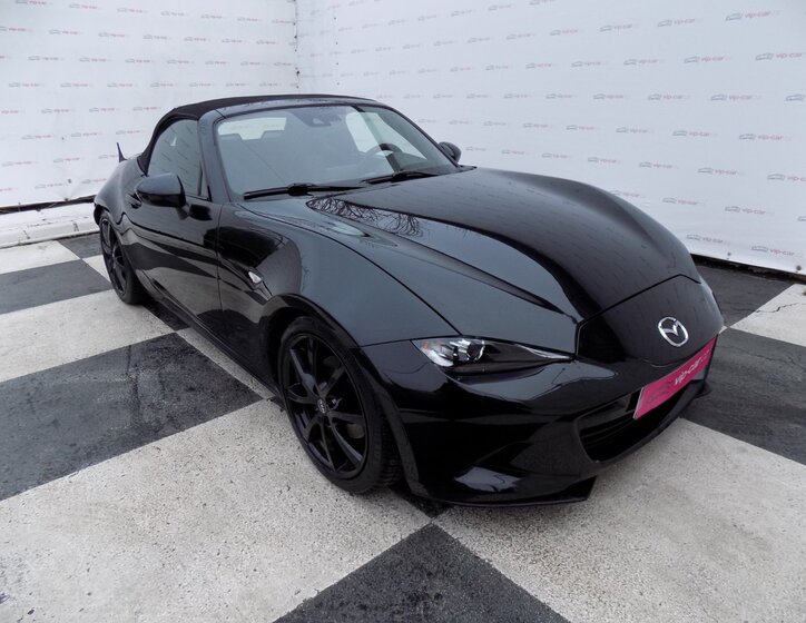 Mazda MX-5 8
