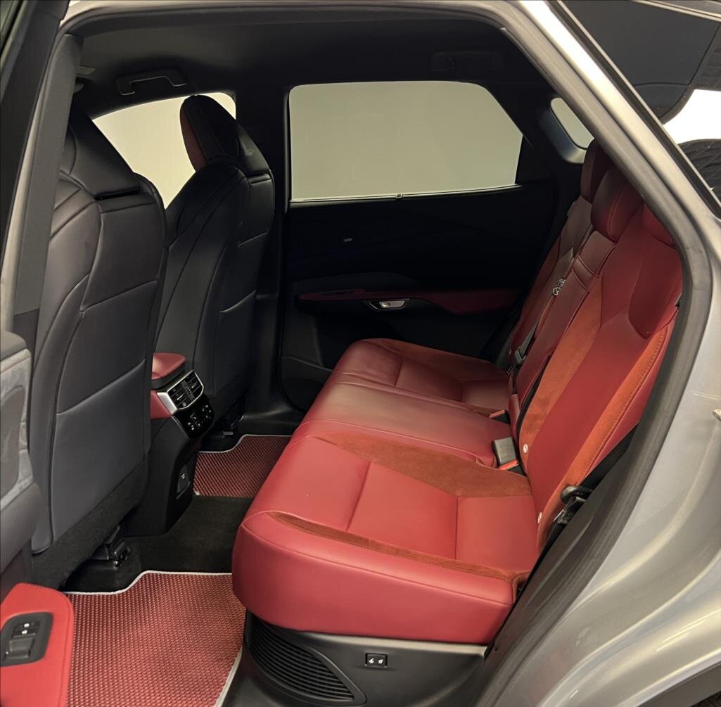 Lexus RX 500h SUV 2,4 l 273 kw