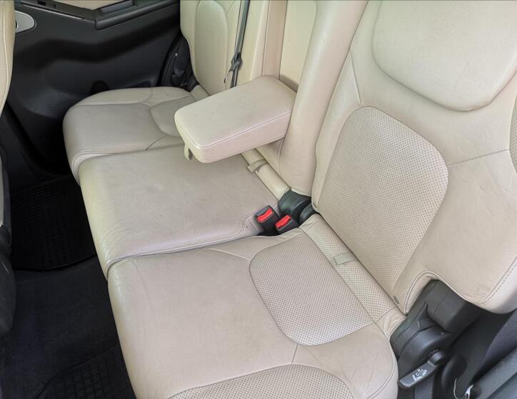 Nissan Pathfinder 10