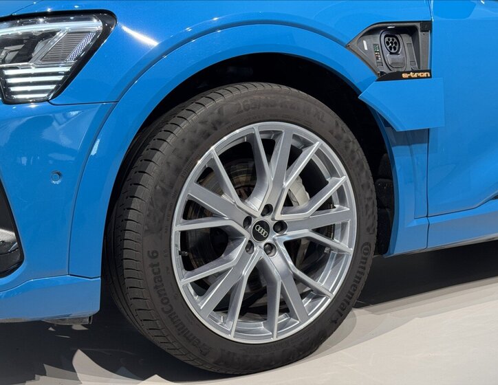 Audi e-tron SUV 0,0 300 kw
