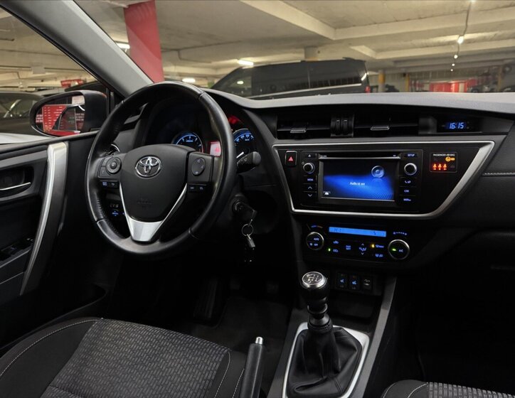 Toyota Auris Hatchback 1,6 l 97 kw
