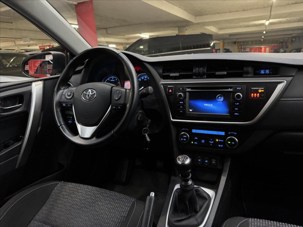 Toyota Auris Hatchback 1,6 l 97 kw